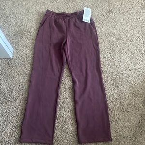 Lululemon softstreme HR pants. Size 8. Color maroon.